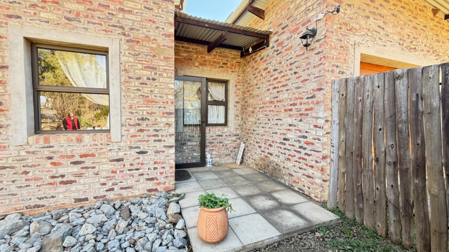 4 Bedroom Property for Sale in Viljoenskroon Rural Free State